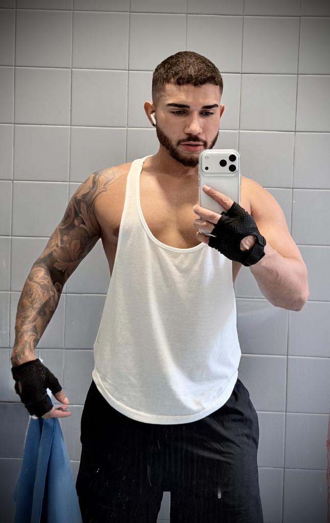 Chico busca chica en Barcelona: 