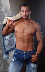 674966448: Chico busca chica en La Coruña