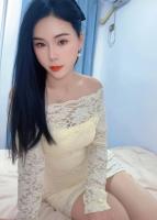 631051244: Chica busca chico en Barcelona