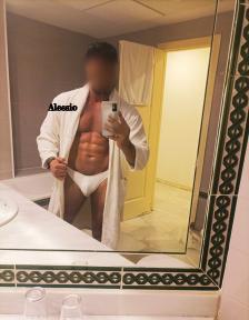 631766312: Chico busca chica en Sevilla