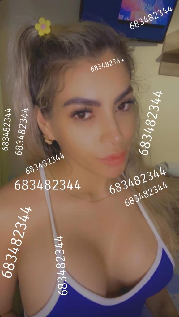 Chica busca chico en La Coruña: Chica busca chico