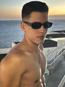 643153542: Chico busca chica en Las Palmas