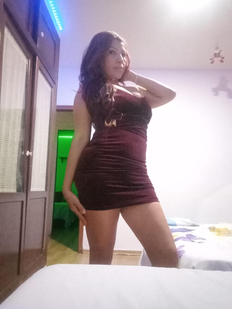 626971483: Chica busca chico en Huelva