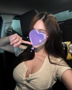 656893219: Chica busca chico en Barcelona