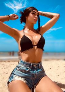 613203061: Travesti en Barcelona