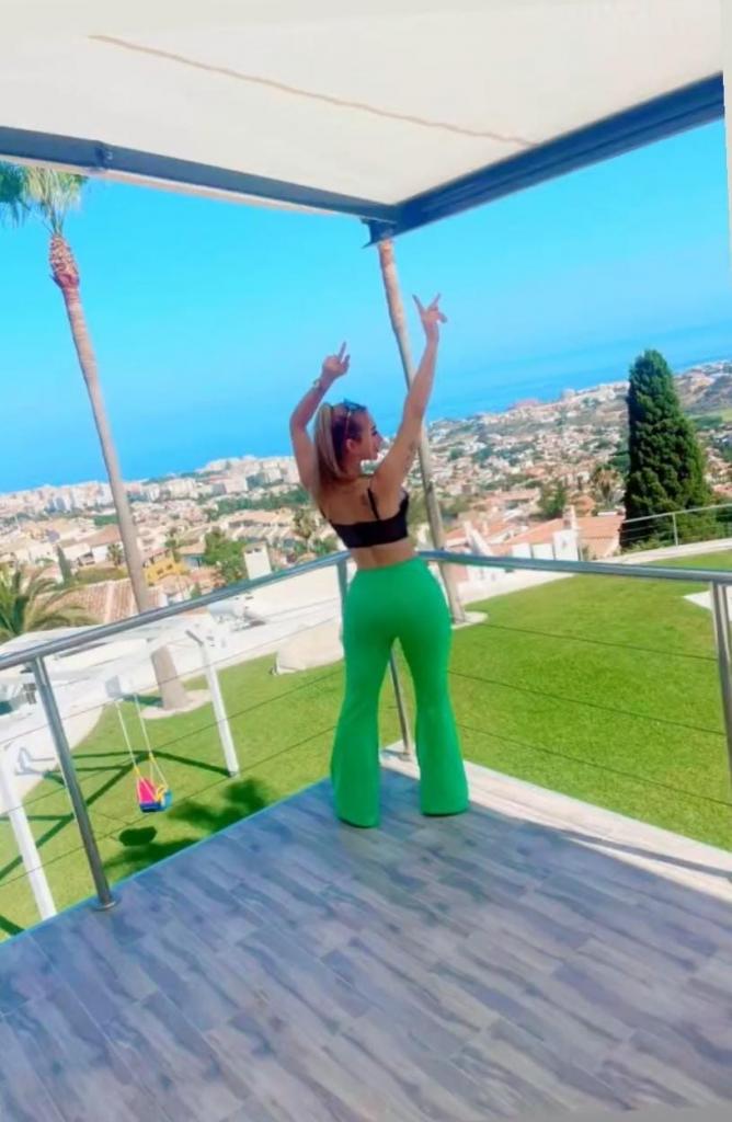 Chica busca chico en Barcelona: 