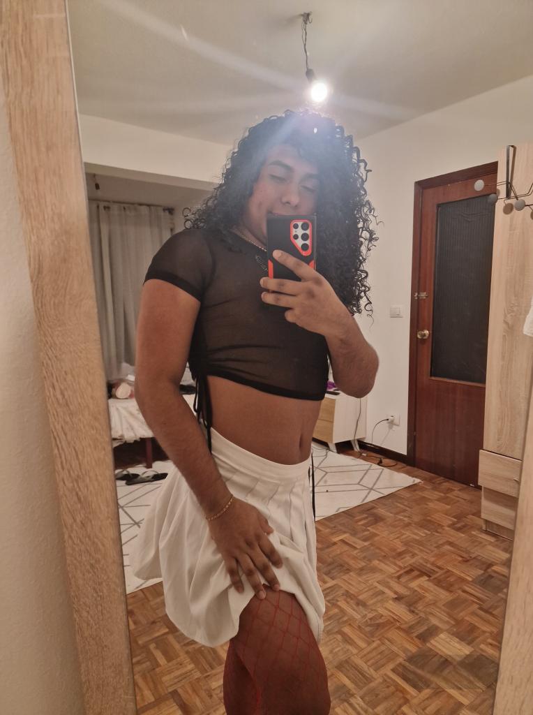 614640966: Travesti en Pontevedra