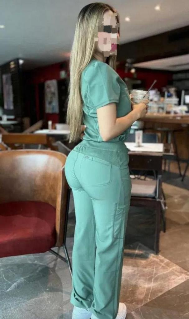 631155378: Chica busca chico en Navarra