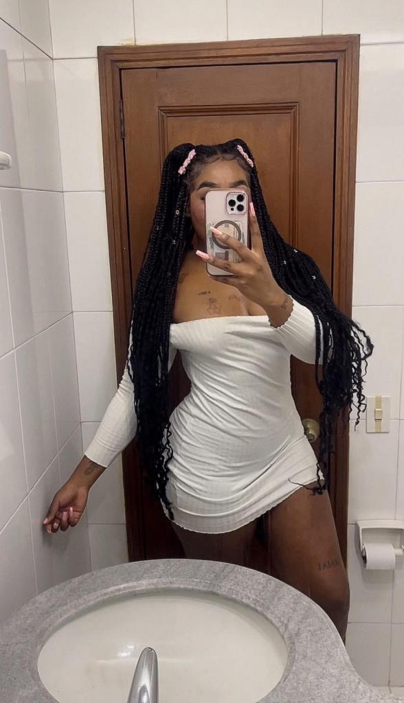 Chica busca chico en Almería: 