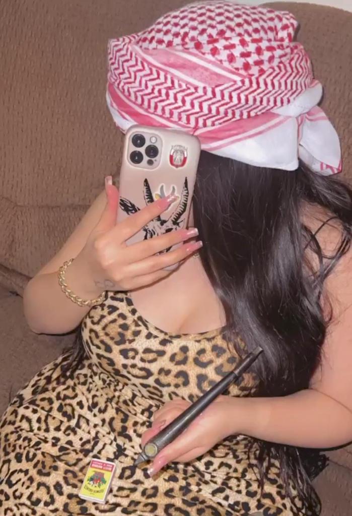 Chica busca chico en Almería: 