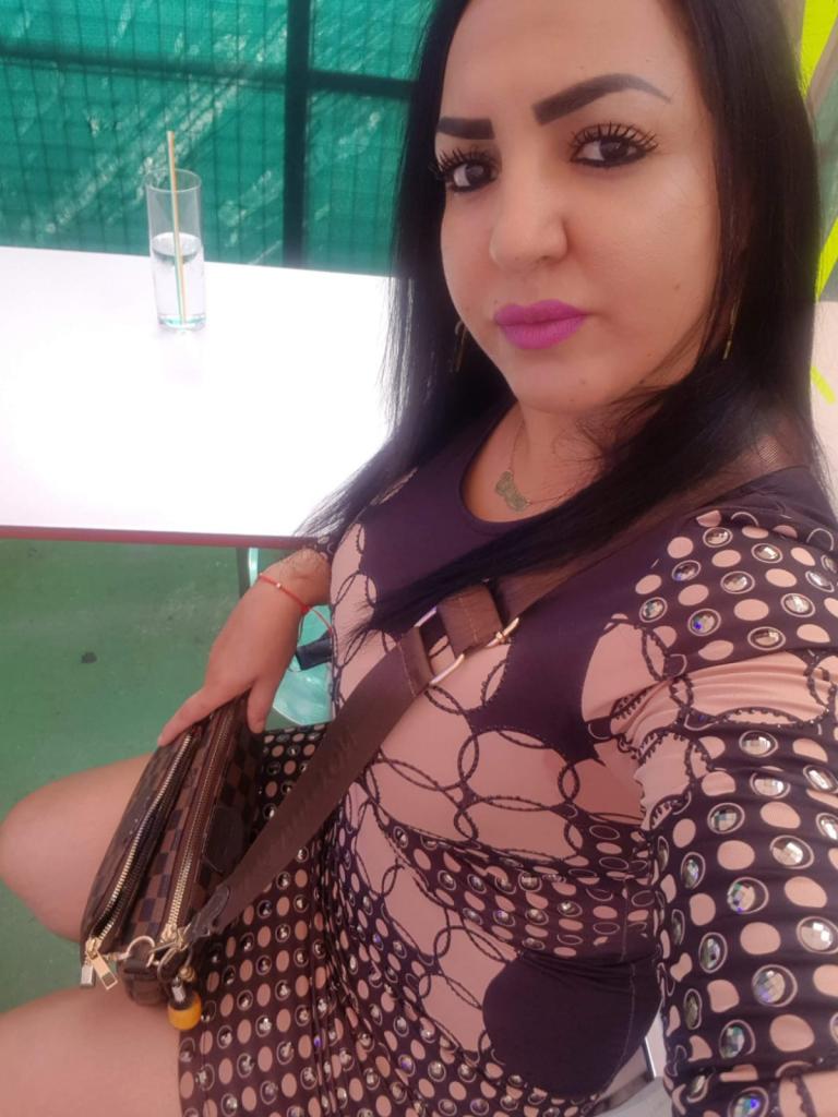 Chica busca chico en Murcia: 