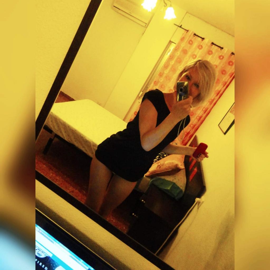 632241034: Chica busca chico en Málaga