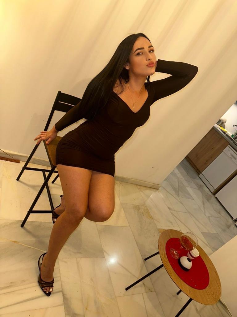 Chica busca chico en Cádiz: 