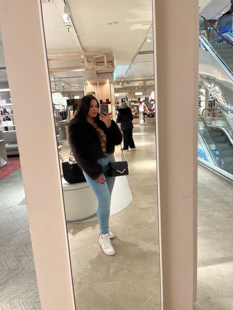 Chica busca chico en Madrid: 