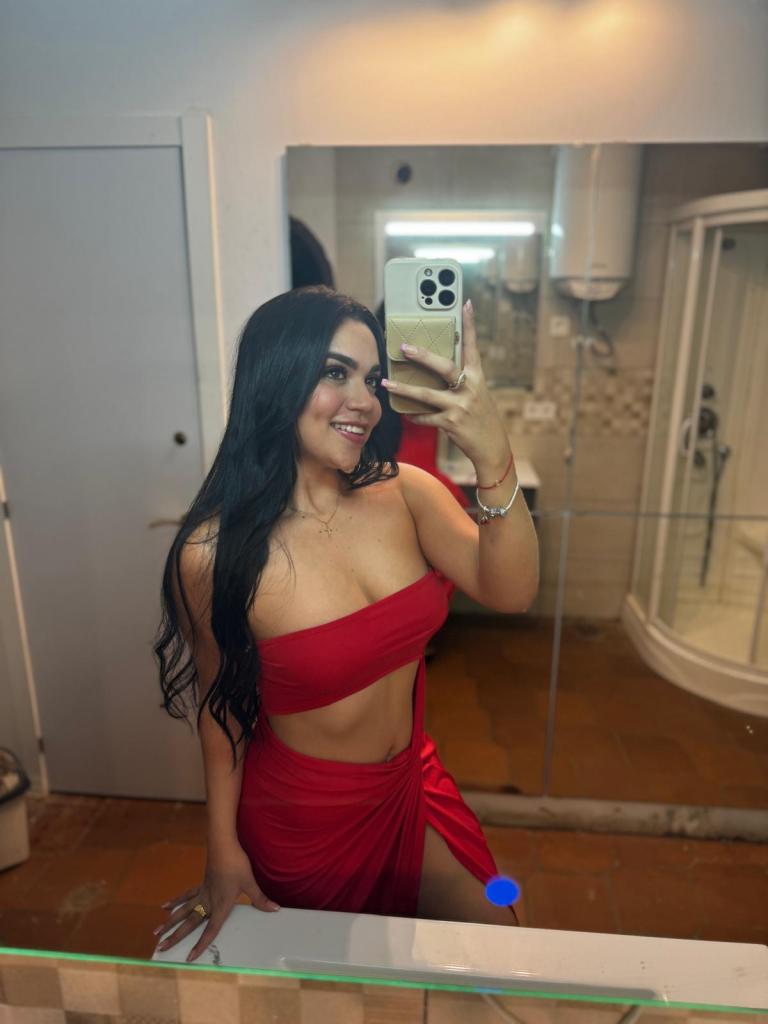 631160965: Chica busca chico en Las Palmas