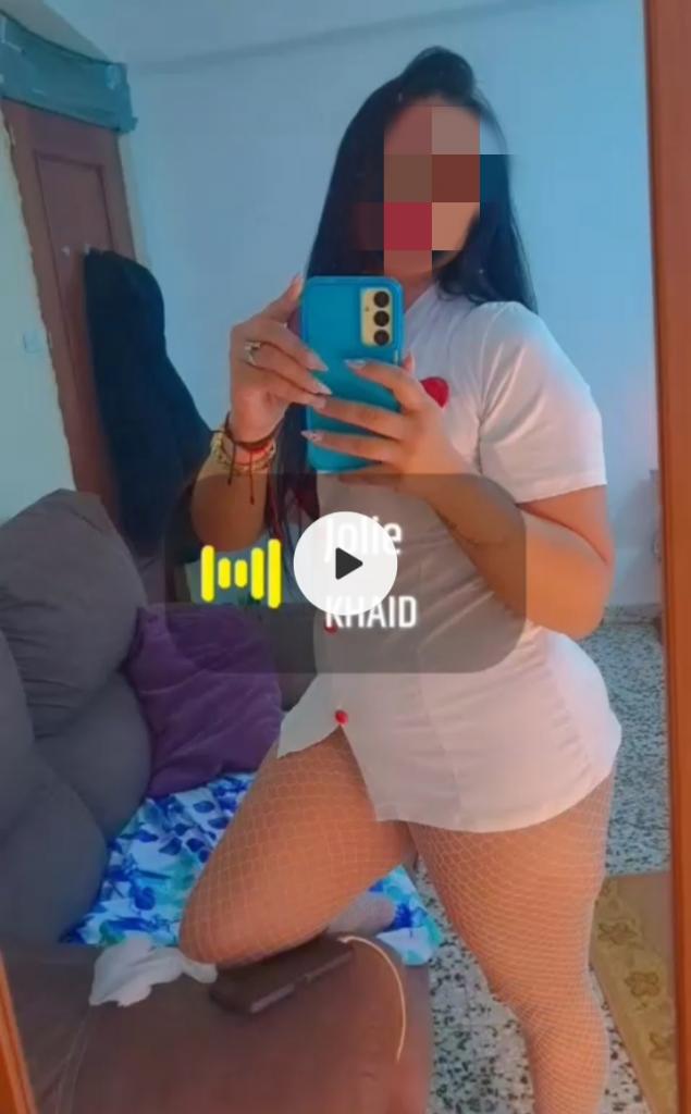 Chica busca chico en Almería: 