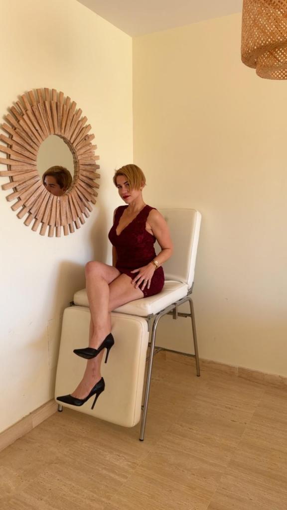 672017347: Chica busca chico en Cádiz