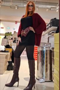 640351239: Chica busca chico en Sevilla