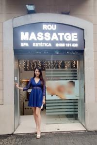 688181420: Chica busca chico en Barcelona