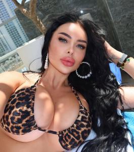 637439902: Chica busca chico en Málaga