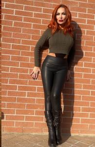 640351239: Chica busca chico en Sevilla