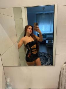 632525526: Chica busca chico en Barcelona