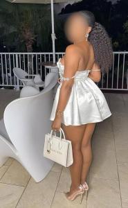 617058957: Chica busca chico en Valencia