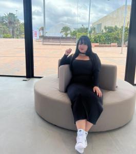 613483170: Chica busca chico en Tenerife