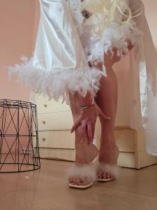 672225229: Chica busca chico en Madrid