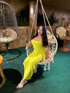 613468375: Chica busca chico en Barcelona