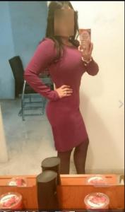 605656619: Chica busca chico en Sevilla