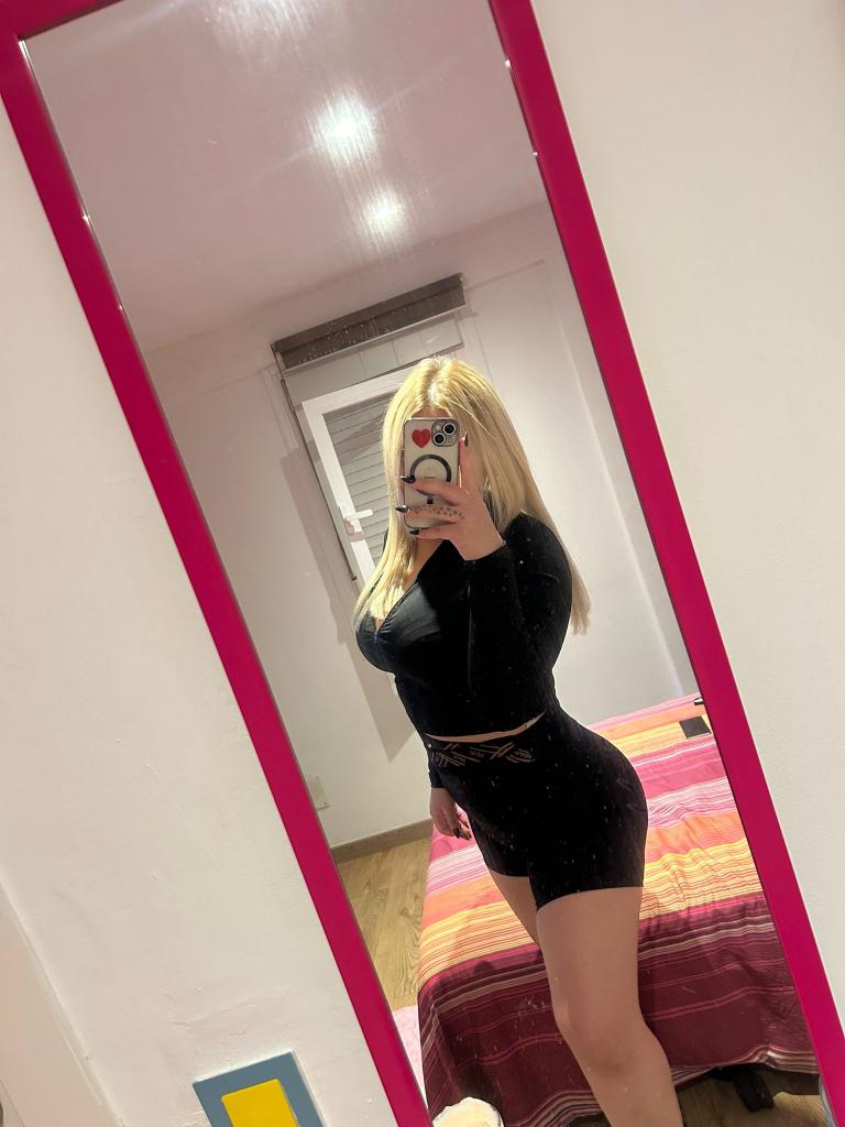 Chica busca chico en Mallorca: 