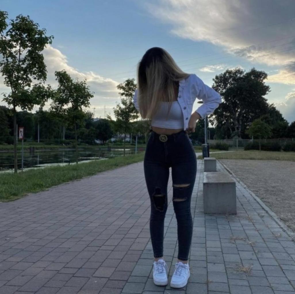 614108110: Chica busca chico en Mallorca