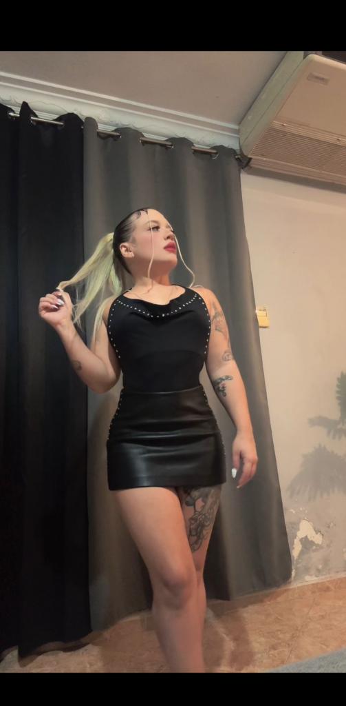 Chica busca chico en Barcelona: 