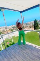 666419468: Chica busca chico en Barcelona