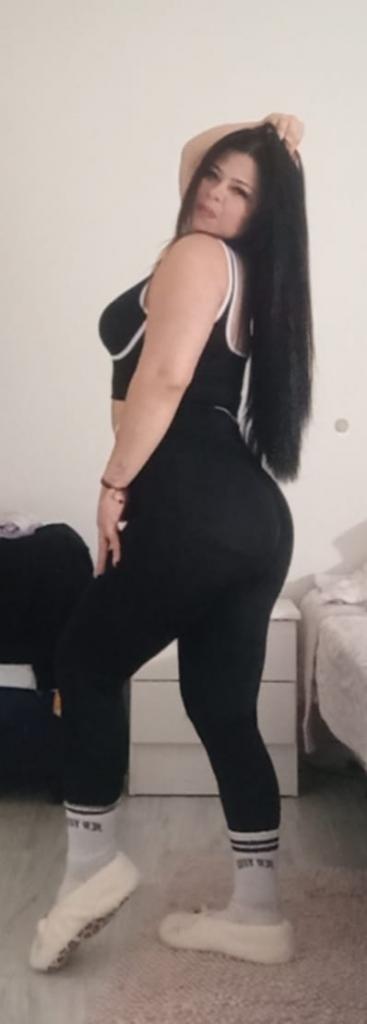 614996570: Chica busca chico en Granada