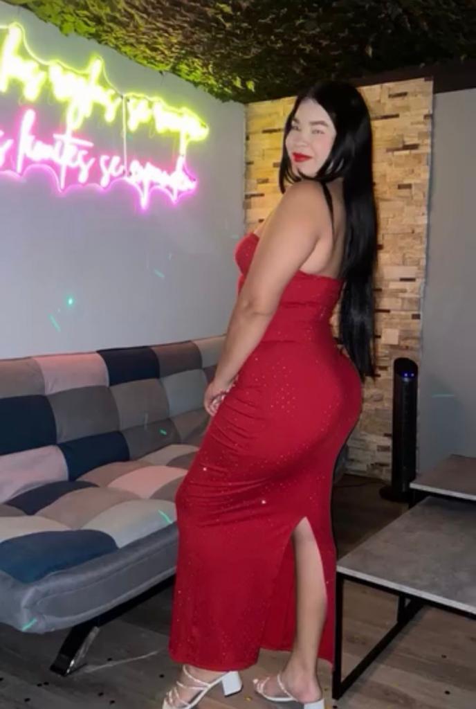 Chica busca chico en La Coruña: Chica busca chico