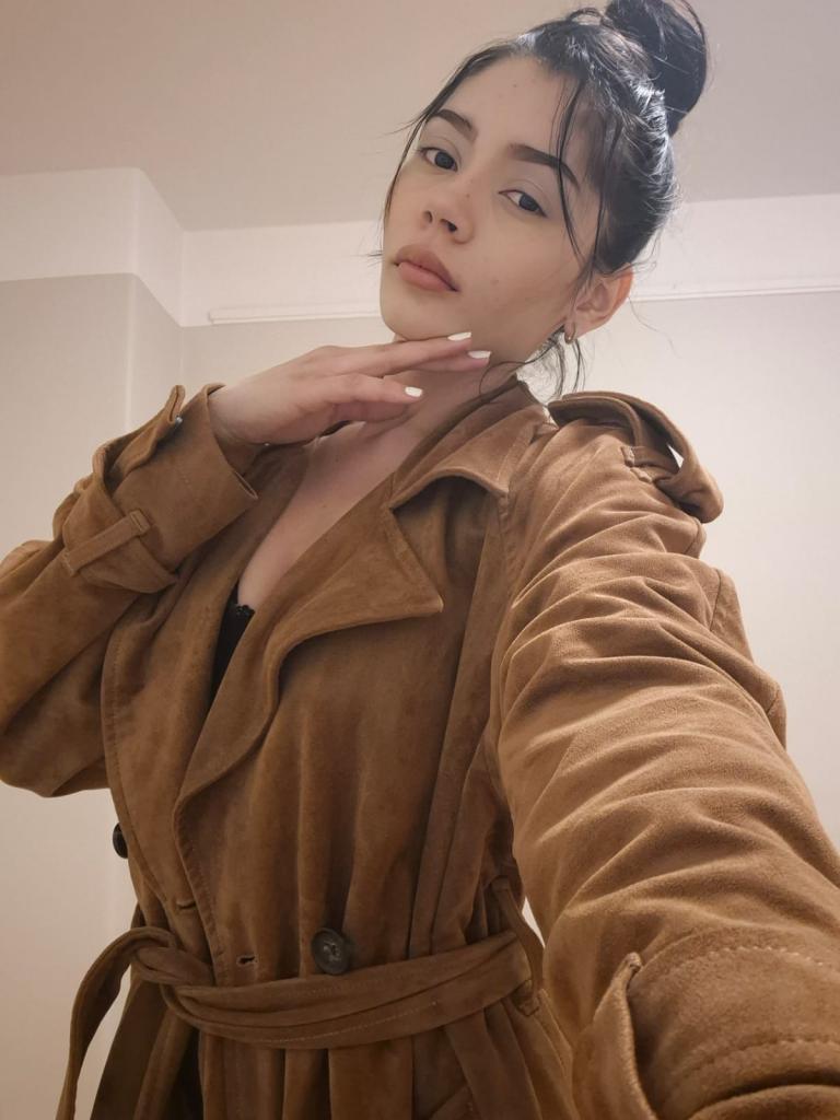 Chica busca chico en Madrid: Chica busca chico