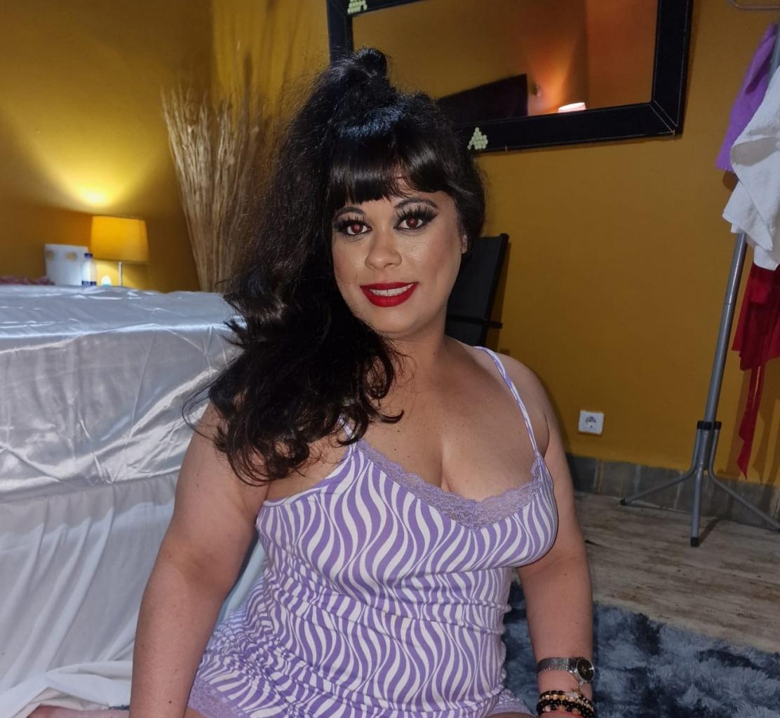 602106567: Chica busca chico en Granada