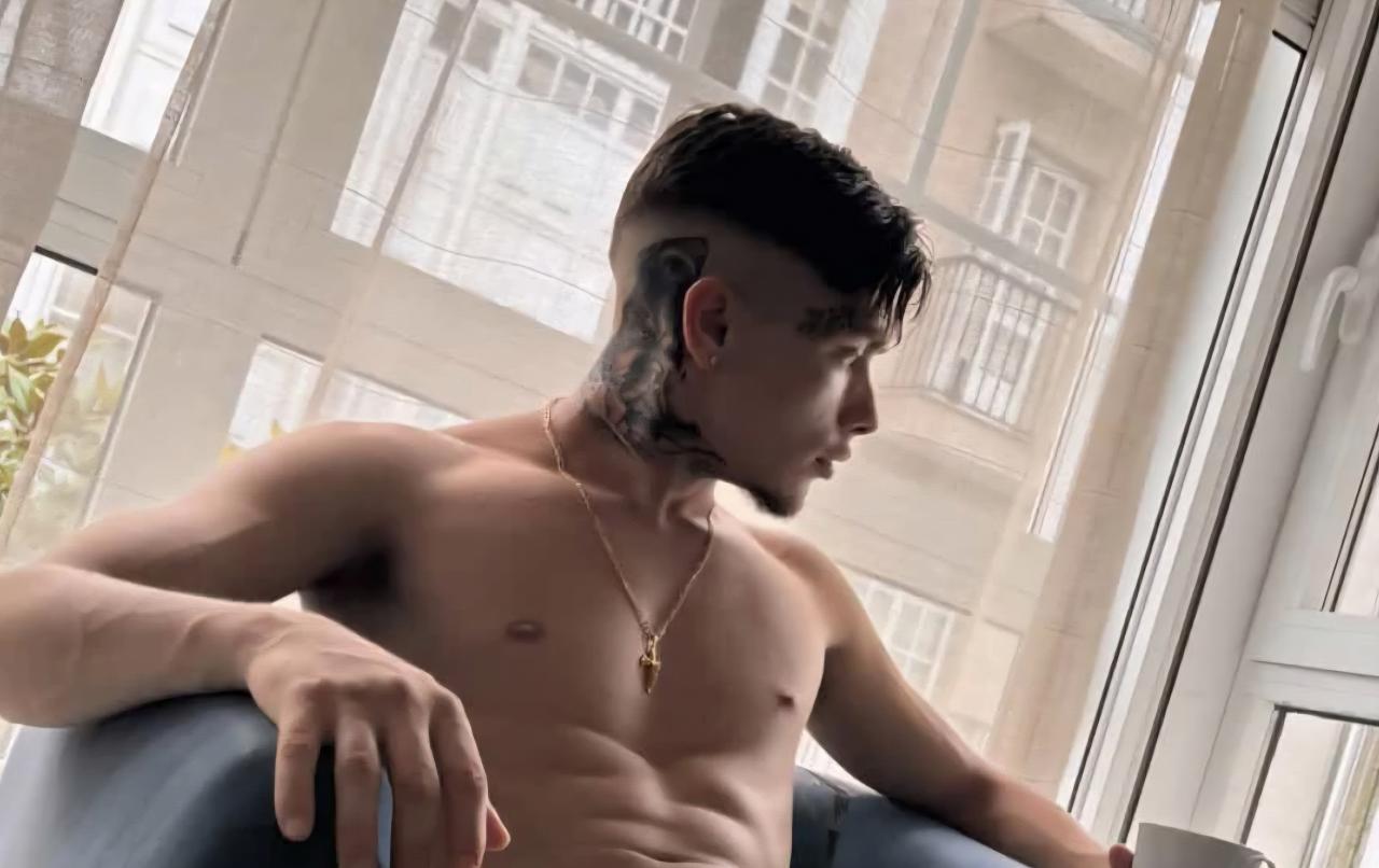 Chico busca chica en Barcelona: 