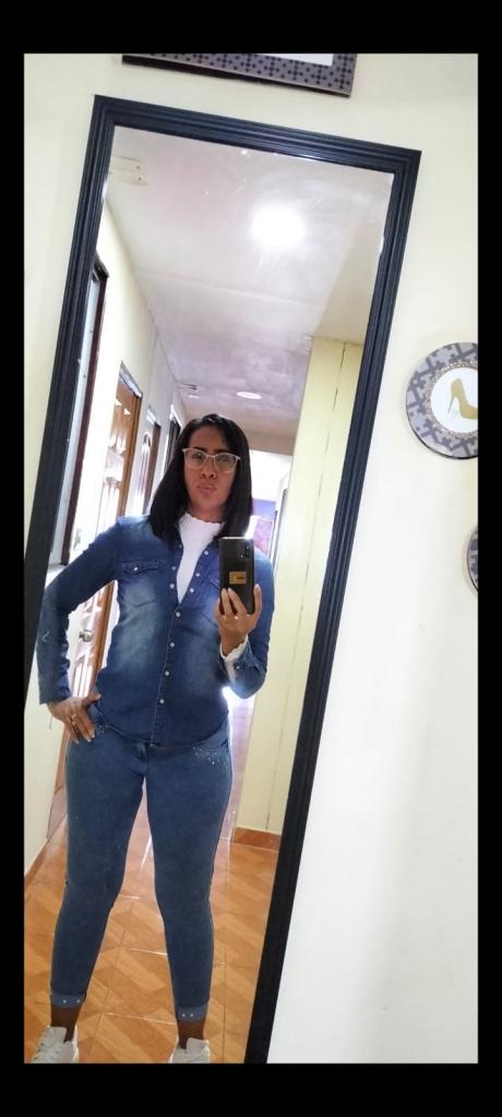 Chica busca chico en Tenerife: 