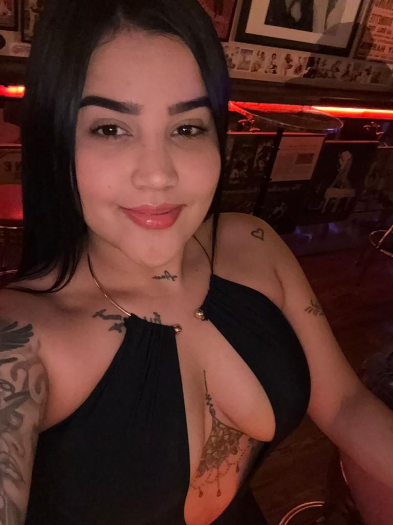 613900849: Chica busca chico en Cantabria