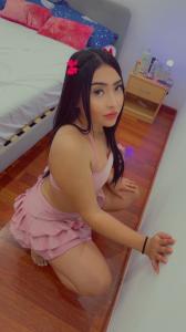 670548535: Chica busca chico en Barcelona