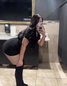 692224478: Chica busca chico en La Coruña