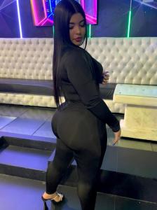 660868769: Chica busca chico en Granada