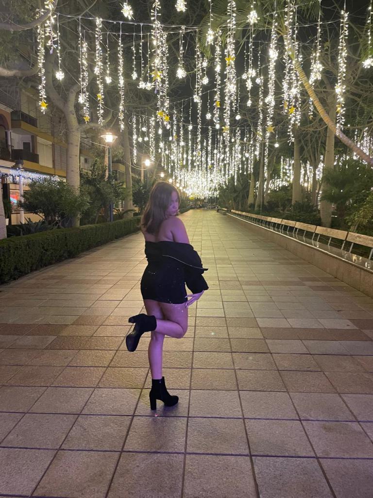 Chica busca chico en Almería: 