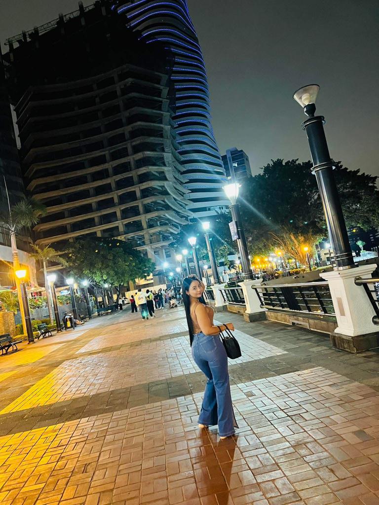 Chica busca chico en León: 