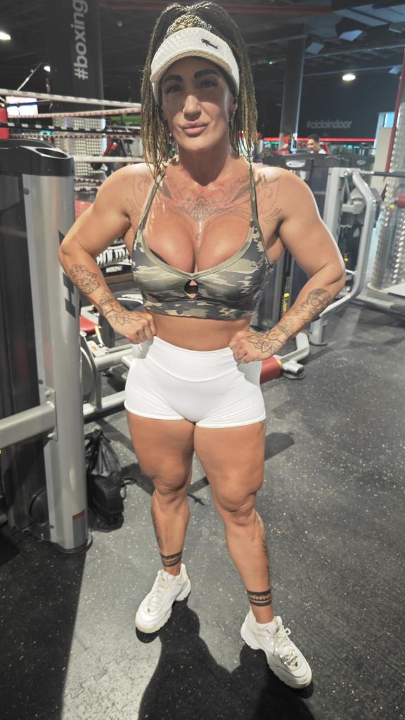 Chica busca chico en Alicante: 