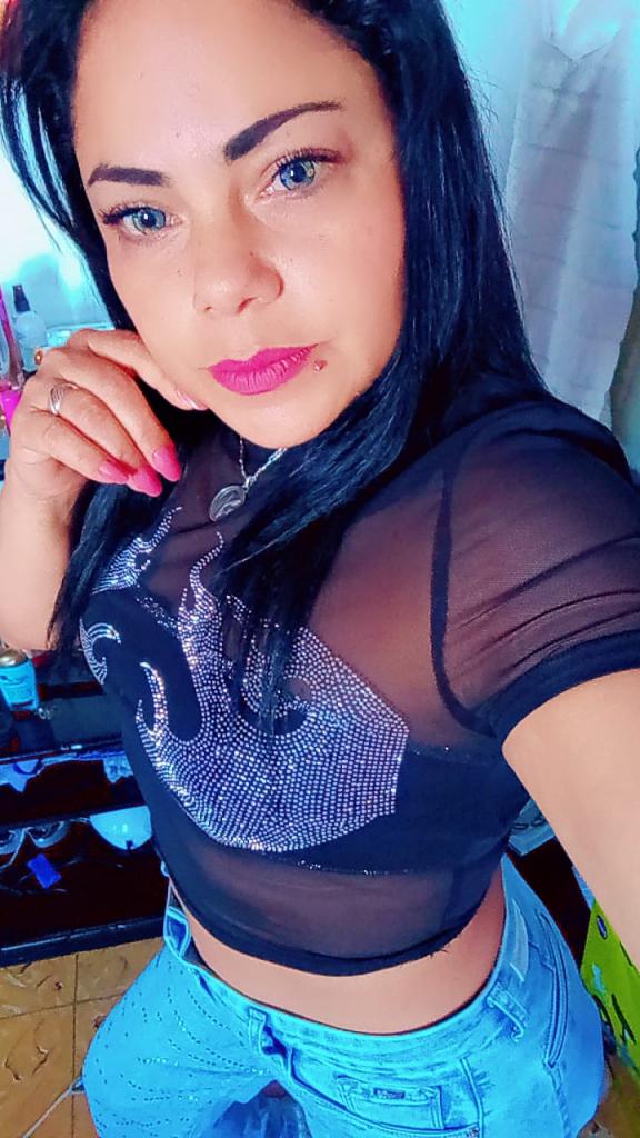 Chica busca chico en Tenerife: 