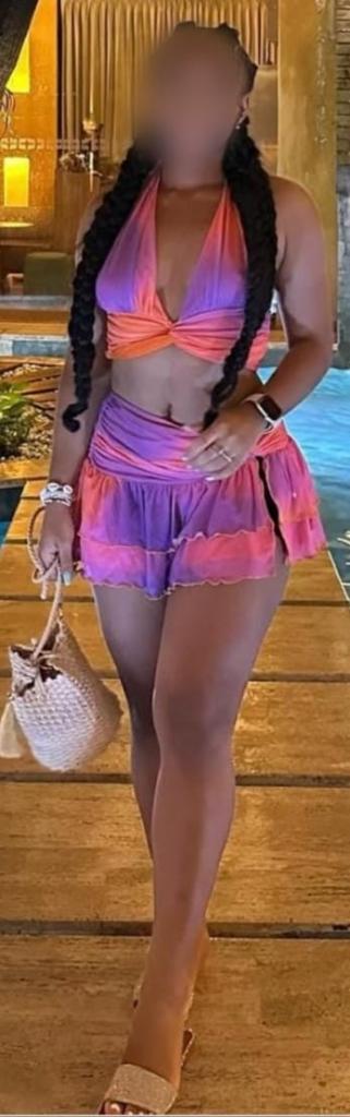 Chica busca chico en Cádiz: 